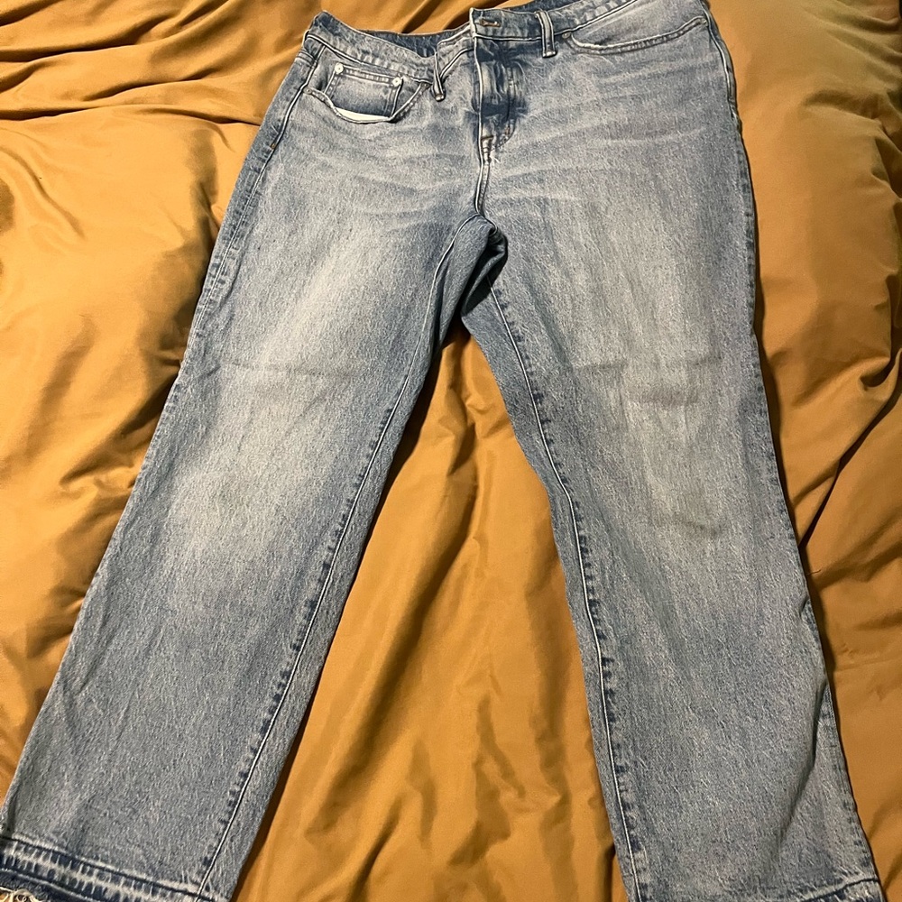 Madewell Light Blue Denim Jeans - Raw Hem - Mid Rise 90s Straight